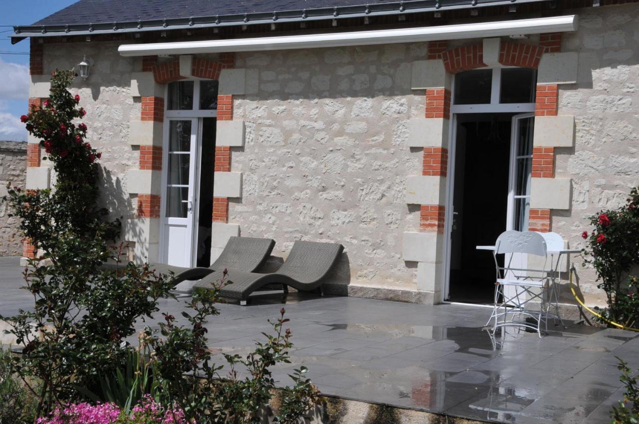 Petite Maison Des Roses - Gite 2 Personnes Brain-sur-Allonnes 외부 사진